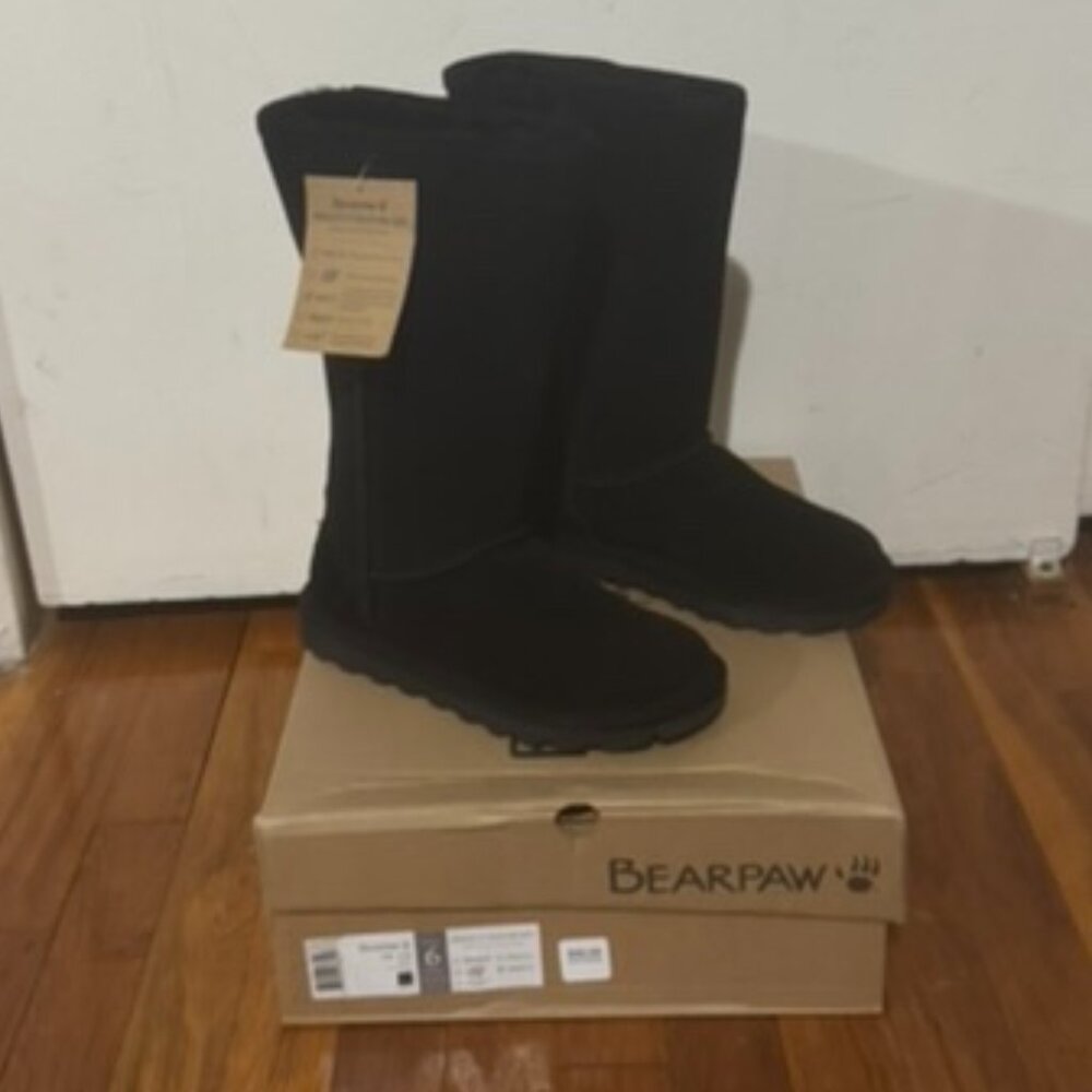 NIB Bearpaw Elle Tall Black Boots